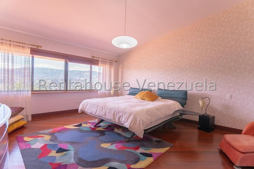 Townhouse ( 3 Niveles / Remodelado) Venta Caurimare ( Caurimare Tepuy ) Mls - 25-5517