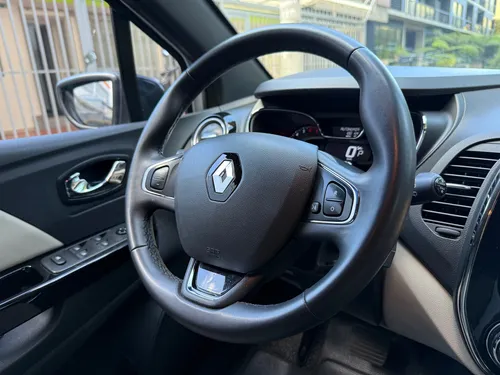 Renault Captur 2.0 Intens Automática