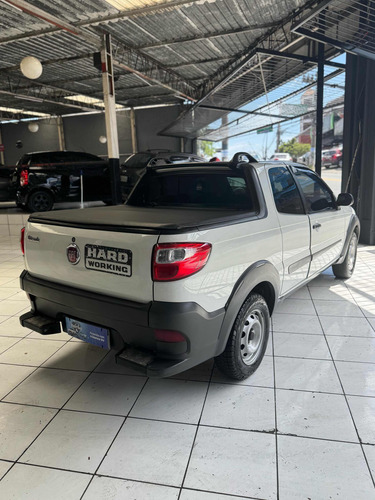 Fiat Strada 1.4 Hard Working Cab. Dupla Flex 3p