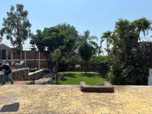 Renta De Casa Sola En Jardines De Cuernavaca