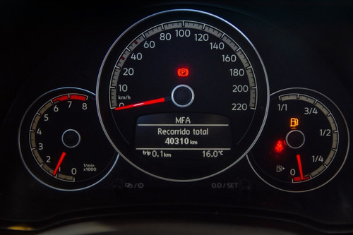 Imagen 11 de 14 de Volkswagen Up! 1.0 Mpi Cross Taraborelli Usados#