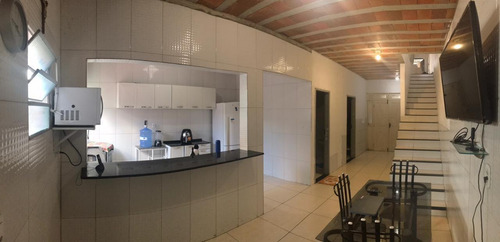 Imagem 5 de 14 de Casa Com 4 Q E 2 Suítes.