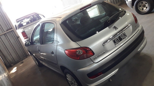 Peugeot 207 1.4 Xr 2010