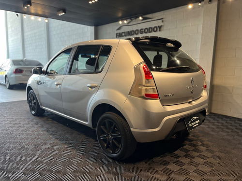 Renault Sandero 1.6 Gt Line 105cv