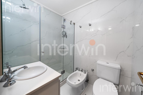 Departamento - 4 Ambientes Y Dependencias - Con Balcón, Baulera Y Cochera - Belgrano R - Venta