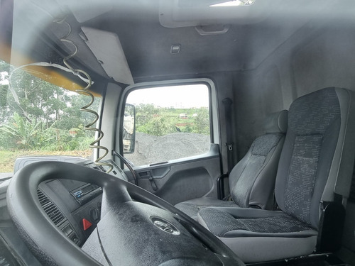 Imagem 2 de 15 de Volkswagem 13-190 4x2 Ano 2014/2015 Carroceria Toco