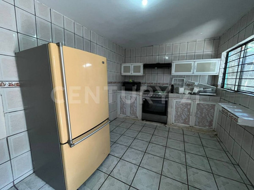 Casa En Renta Av. Las Torres Col. Unidad Modelo Tampico Tamaulipas