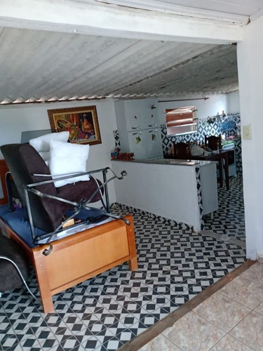 Imagem 3 de 14 de Chacara Em Valão Do Papagaio