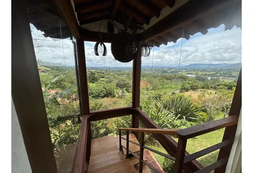 Finca Para La Venta En Ubicación Muy Privilegiada.