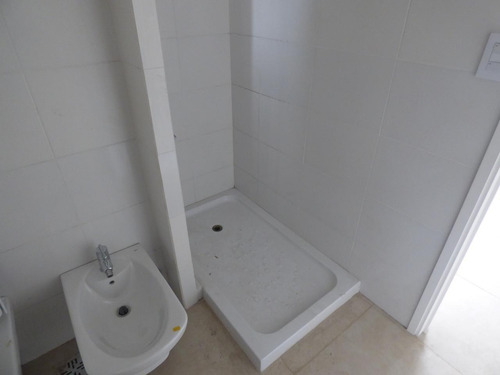 Imagen 8 de 11 de Departamento En Venta En La Plata Calle 10 E/ 60 Y 61 Dacal Bienes Raices
