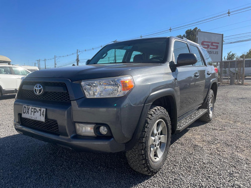 Toyota 4 Runner Sr5 4.0 At 4x2 2013