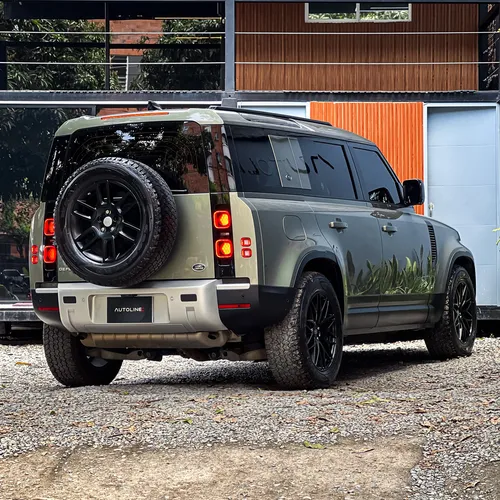 Land Rover Defender S 2020