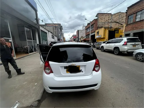 Chevrolet AVEO EMOTION 1.6 GTI Full