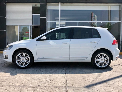 Volkswagen Golf 2017 Turbo Blanco Automatico 4p A Credito