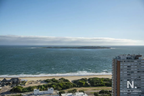 Oportunidad En Playa Mansa, Finamente Decorado. Sunrise Tower