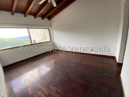 Hermosa Casa En La Tahona