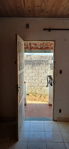 Casa Toda Murada Com Registro No Cartório.