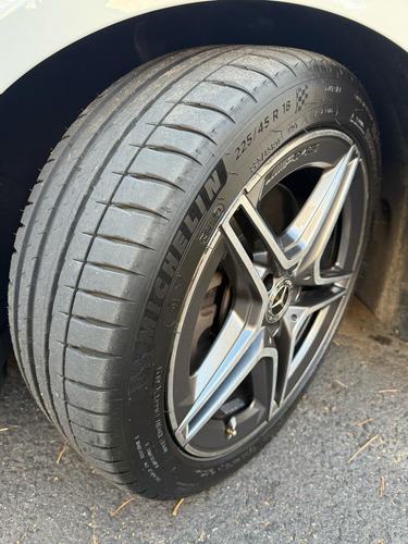 Mercedes-Benz Clase A 2.0 A250 Amg-line 211cv