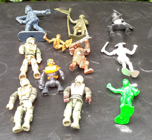 Lote 70 Mini Brinquedos Diversos - Personagens, Soldadinhos (Usado)