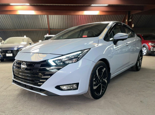 Nissan Versa 1.6 Exclusive Navi At
