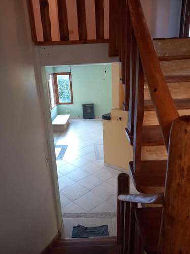 Casa En Venta - 5 Dormitorios 3 Baños 5 Cocheras - 760mts2 - San Carlos De Bariloche