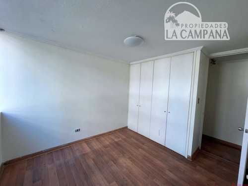 Amplio 131 Mts² 4d 3b 2 Estacionamientos 1 Bodega Piso 2°