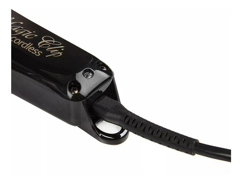 Imagen 6 de 7 de Wahl Professional Cordless Magic Clip Black & Gold 8148-100 negra y dorada 120V
