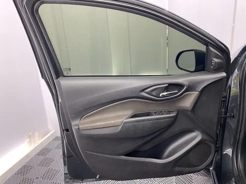 Chevrolet Onix 1.4 Ltz 4 p
