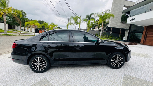 Volkswagen Jetta 2.0 Tsi Highline 4p 211 hp