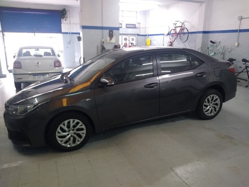Imagen 10 de 19 de Toyota Corolla 2018 1.8 Xli