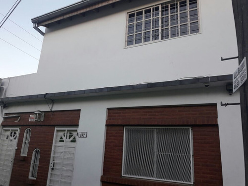 Imagen 2 de 12 de Venta De Monoambiente En Hurlingham A Metros De P. Oeste