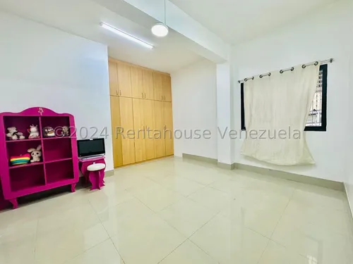 Apartamento En Venta Las Acacias