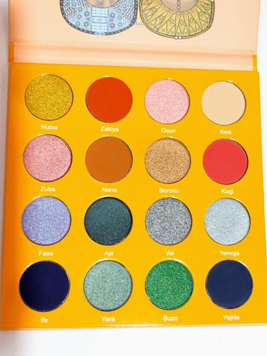 Minipaleta de sombras de ojos Juvia's Place The Magic de Juvia's Colored Eyeshadow
