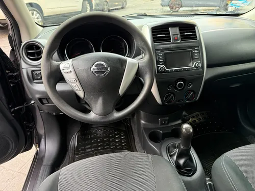 Nissan Versa 1.6 Advance Mt