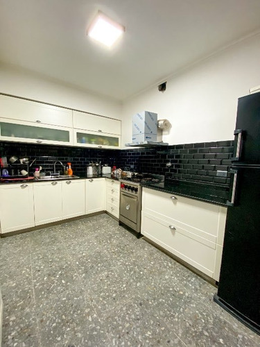Imagen 8 de 13 de Departamento Tipo Casa En Venta En Lanus Oeste