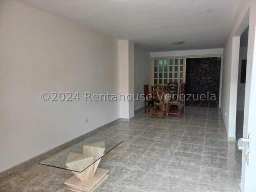 Luisa E. Casa En Venta En Nueva Casarapa Msl #25-5072