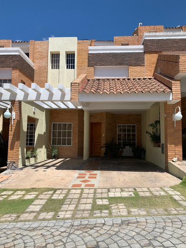 Venta De Townhouse Piedras Pintadas Trigal Norte 35-27