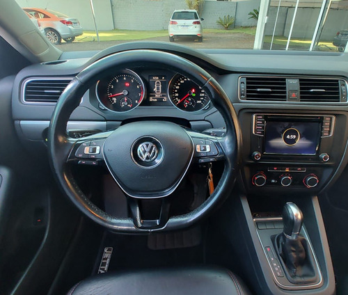 Volkswagen Jetta Comfortline 1.4 TSI 16V 4p Aut.