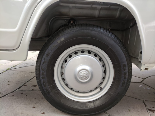 Volkswagen Kombi 1.4 Lotação Total Flex 3p