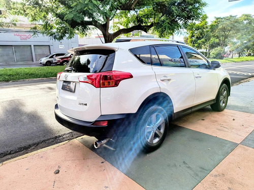 Toyota RAV4 2.0 TOP 4X2 16V GASOLINA 4P CVT