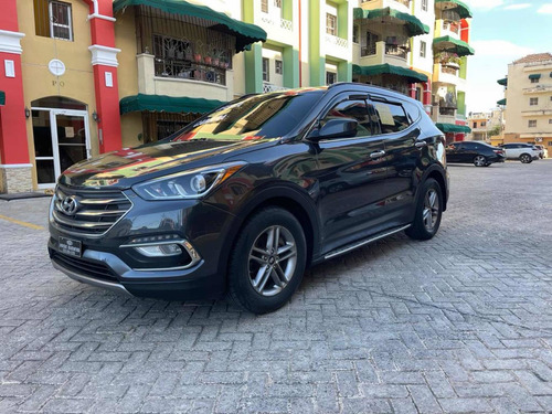 Imagen 4 de 15 de Hyundai Santa Fe Sport Americana