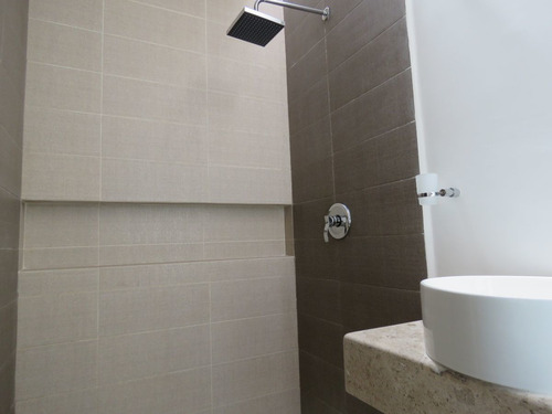 Casatuya, Casa En Venta En San Gerardo Modelo Viena. Aguasca