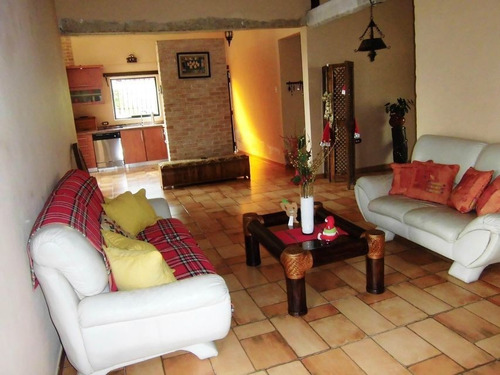 Imagen 11 de 15 de Marol Rentahouse Vende Casa En Colinas De Guataparo Valencia 22-7389