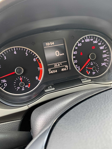 Volkswagen Fox 2019 1.6 Connect Total Flex 5p