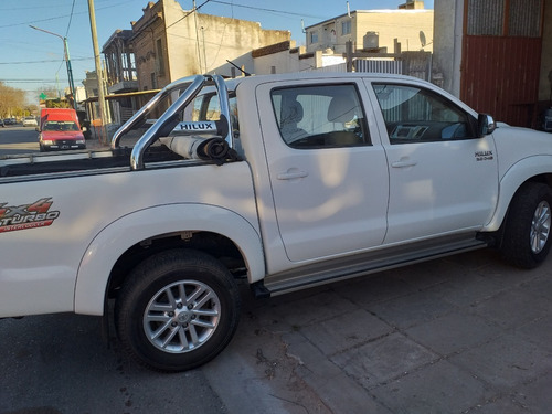 Toyota Hilux Srv 2013 4x4 Impecable!!