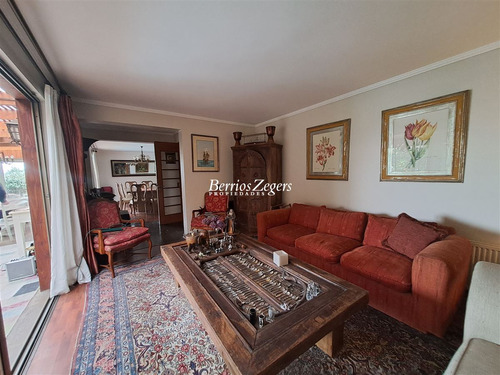 Casa Venta De 4 Dorm., Condominio, Wenlock School Las Condes