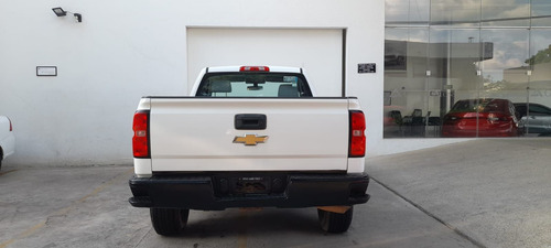 Imagen 4 de 6 de Chevrolet Silverado 2015 4.3 V6 1500 Ls Cabina Regular At