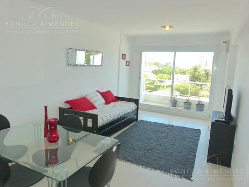 Botavara, Totalmente Equipado, Dormitorio, Baño, Cocina Americana, Balcón, Garage En Sub Suelo