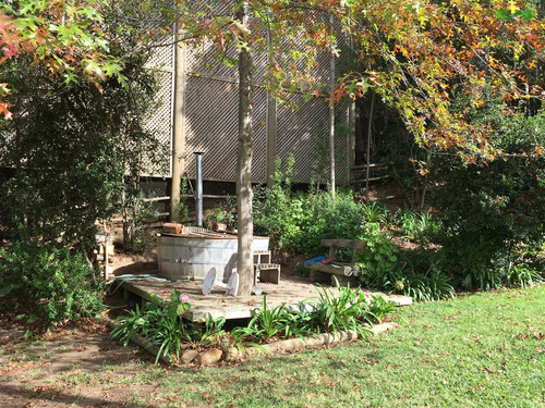 Casa En Venta De 5 Dorm. En Vichuquén