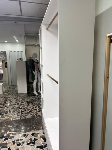 Mueble Para Ropa Tienda (Usado)